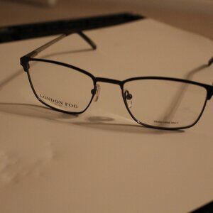 London Fog Hoyt Blue  51-18-140 with Hard case